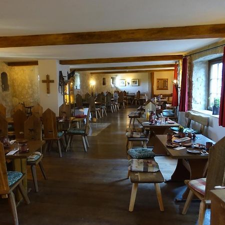 Burg Katzenstein Hotel ภายนอก รูปภาพ
