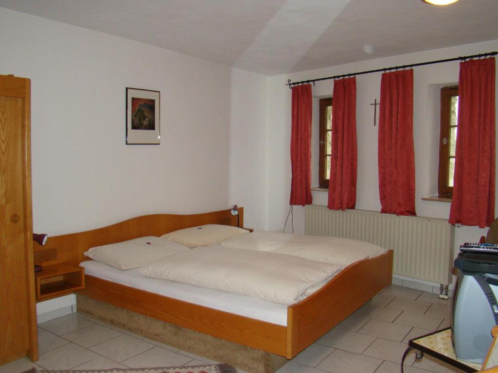 Burg Katzenstein Hotel ห้อง รูปภาพ